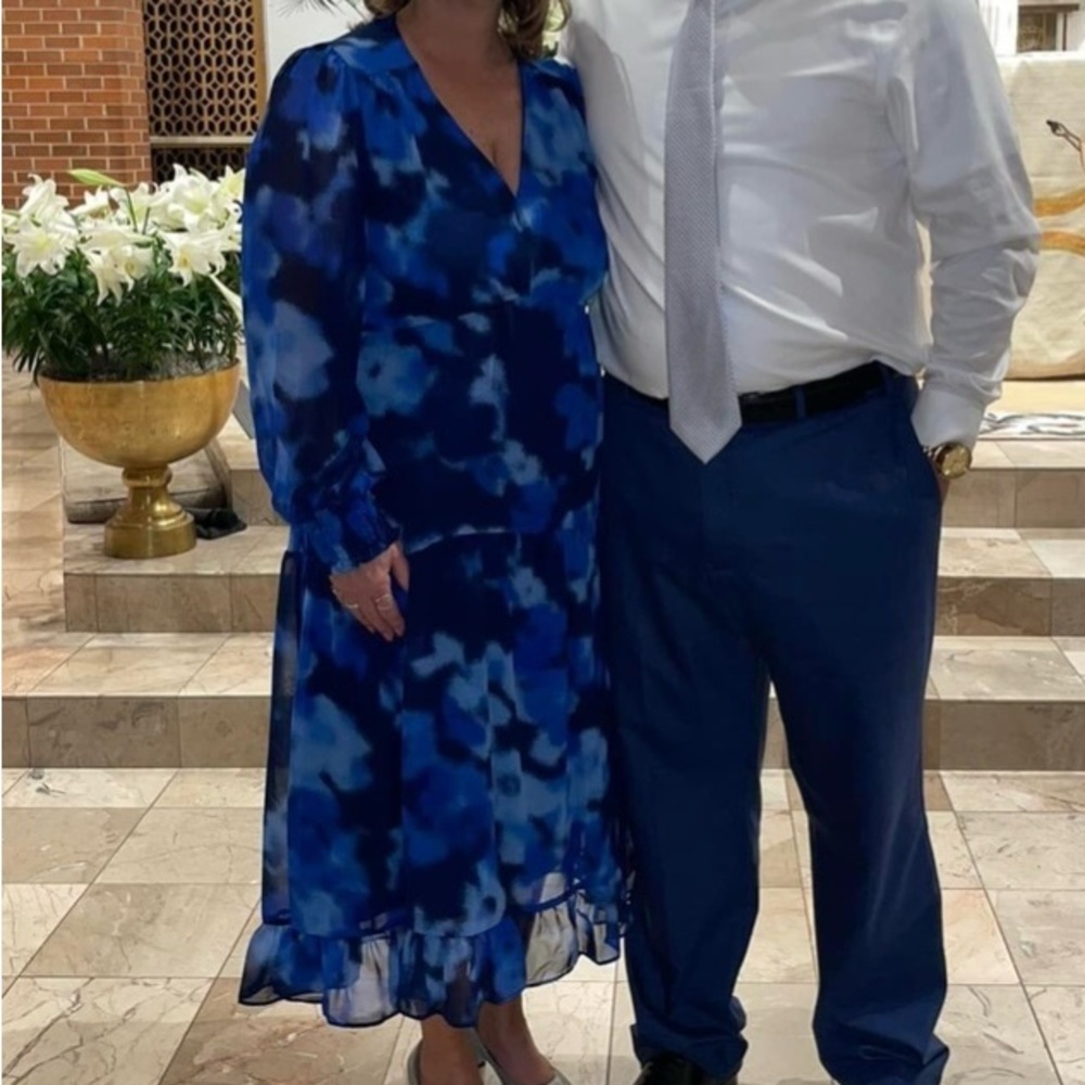 Taylor Blue Patterned Long Sleeve Dress - Picture 7 of 7